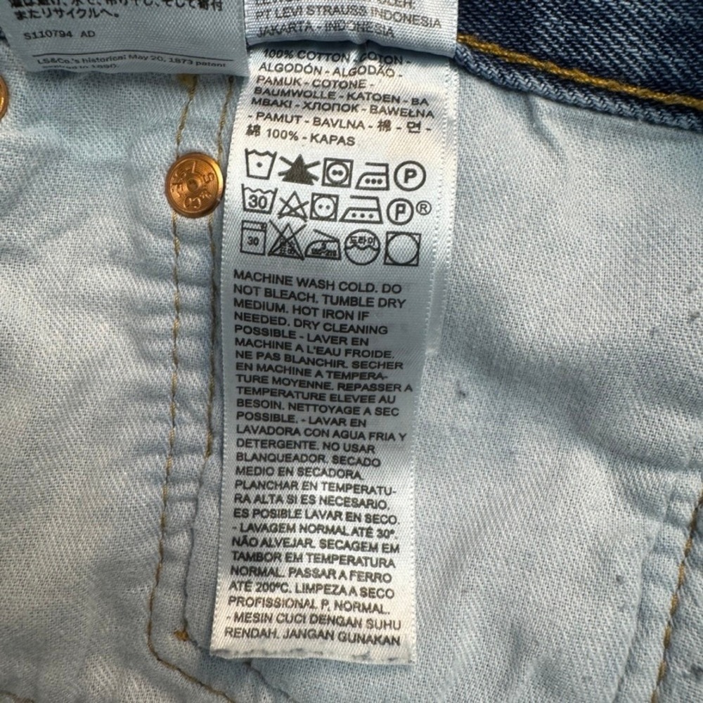 Levis 501 Original Fit Jeans Mens 40x32 Blue Denim Straight Leg Button Fly - Picture 6 of 13